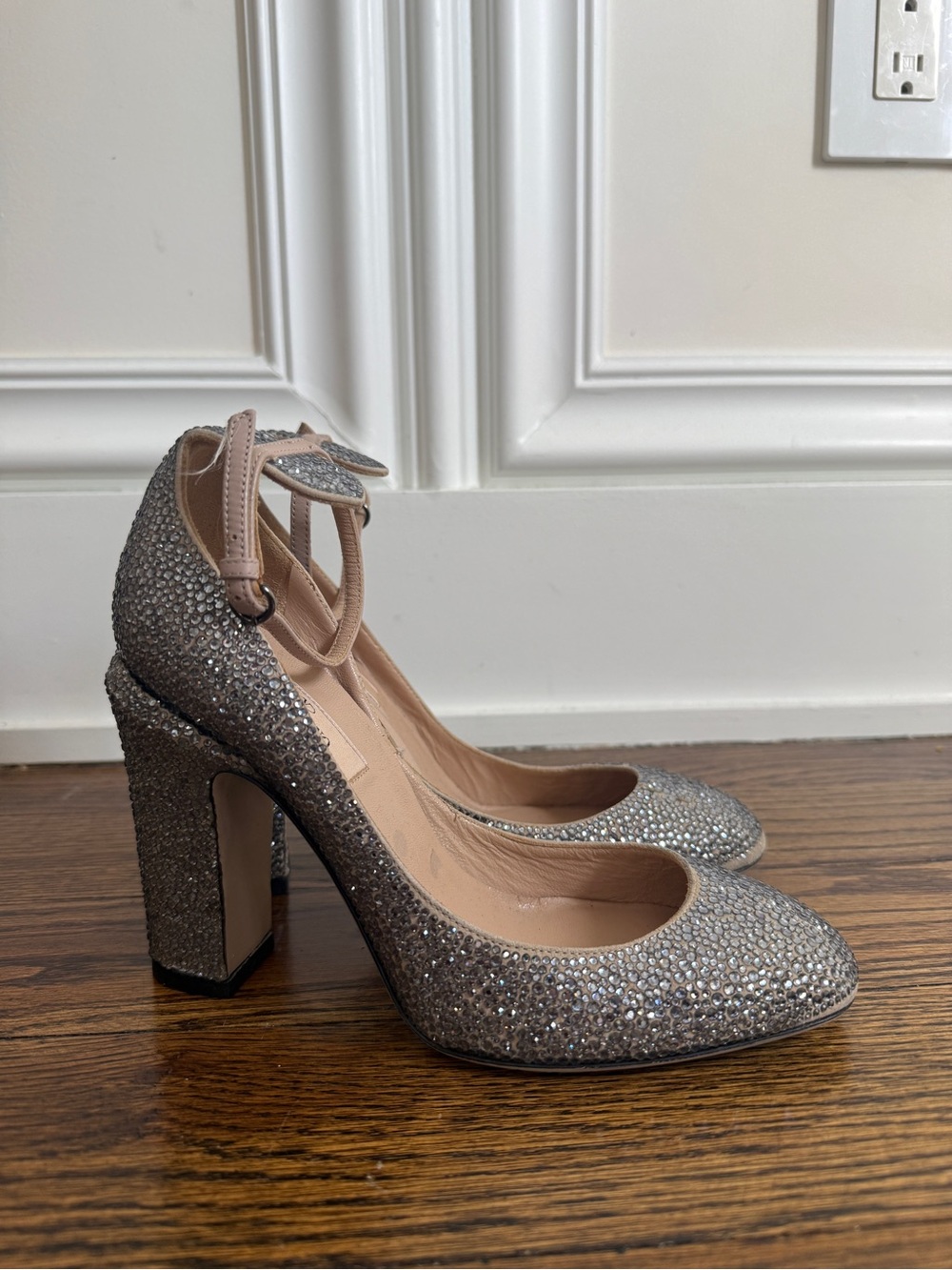 Valentino Garavani Tango embellished ankle strap block heel silver sz 37 - Picture 2 of 10